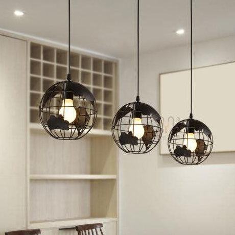 Zeitgenössische skandinavische Orb-Globus Hohler Scheibenbasis Eisen 1-Licht Pendelleuchte für das Wohnzimmer