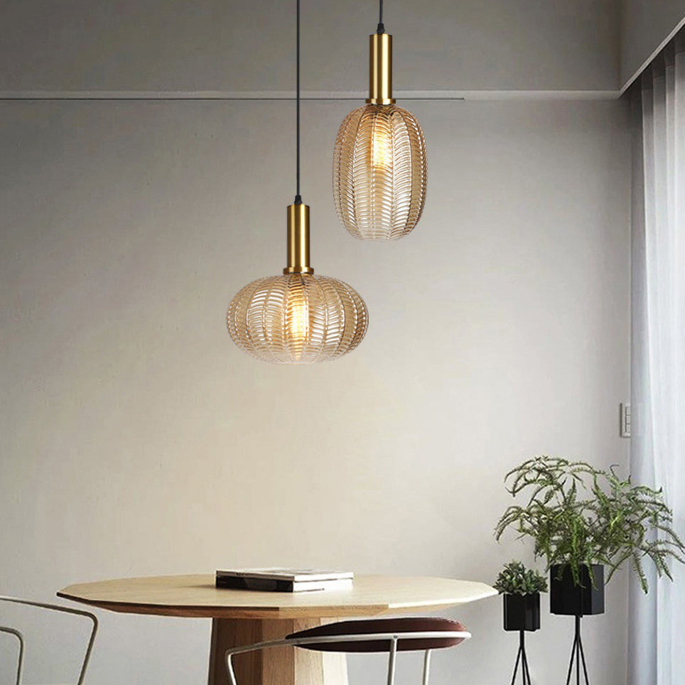 Zeitgenössische skandinavische ovale runde Säulen-Glas-Eisen 1-Licht Pendelleuchte für das Wohnzimmer
