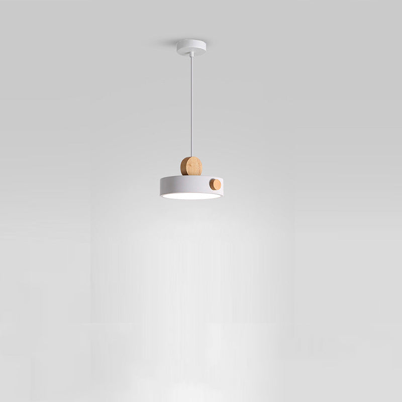 Zeitgenössische skandinavische Metall Gummi Holz Acryl Runde LED Pendelleuchte für das Esszimmer