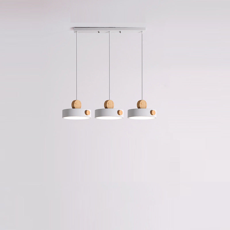 Zeitgenössische skandinavische Metall Gummi Holz Acryl Runde LED Pendelleuchte für das Esszimmer