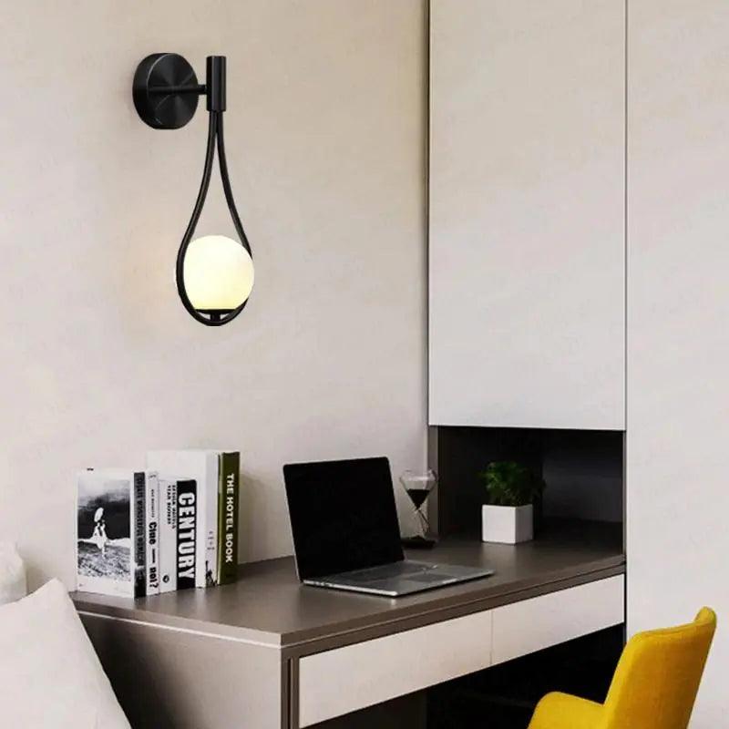 Moderne skandinavische Wandleuchte