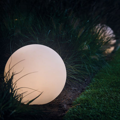 Wetterfestes Kugelförmiges LED Gartenlicht mit 16 Farben und Fernbedienung - Perfekt für Garten, Veranda & Party