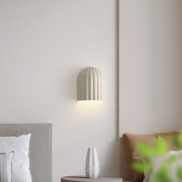Zeitgenössischer Kreativer Creme Halbkreis Vertikale Streifen Eisen Lampenschirm 2 - Licht Wandleuchte Für Schlafzimmer