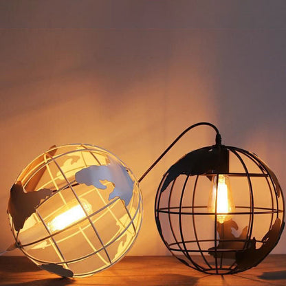Zeitgenössische skandinavische Orb-Globus Hohler Scheibenbasis Eisen 1-Licht Pendelleuchte für das Wohnzimmer
