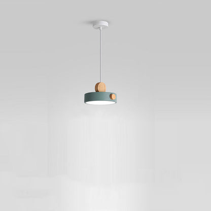 Zeitgenössische skandinavische Metall Gummi Holz Acryl Runde LED Pendelleuchte für das Esszimmer