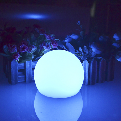 Wetterfestes Kugelförmiges LED Gartenlicht mit 16 Farben und Fernbedienung - Perfekt für Garten, Veranda & Party